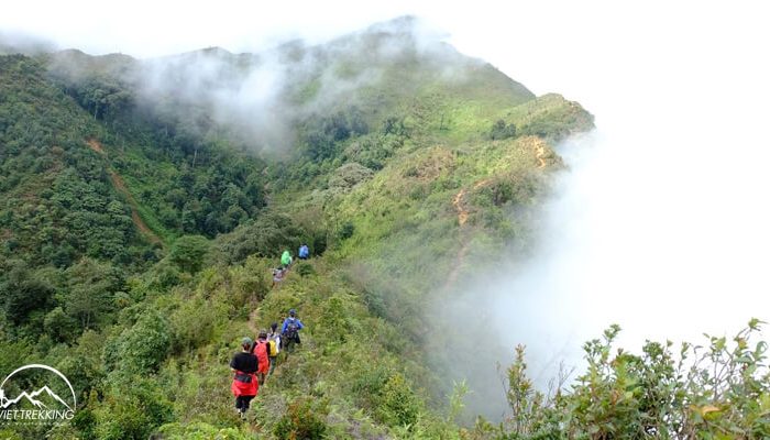 Tour trekking Tà Chì Nhù