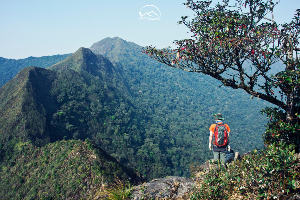 Chuẩn bị đồ trekking cho một hành trình trọn vẹn.